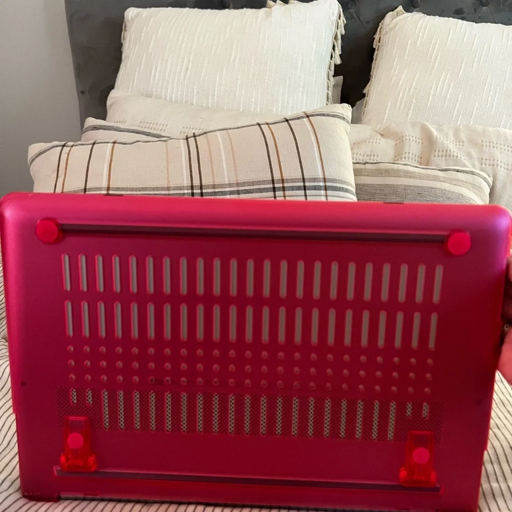 HP TOUCHSCREEN LAPTOP